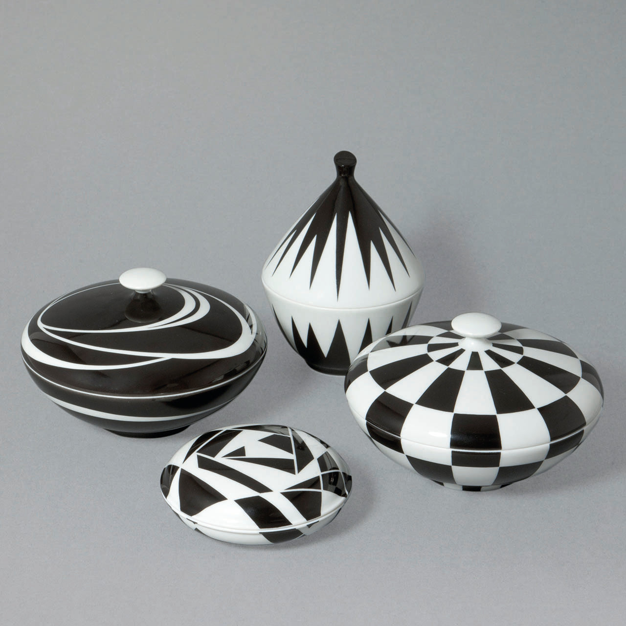 "Chessboard" Box by Ursula Klasmann