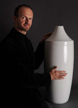 "Vario I" Vase with Red Lid by Gottfried Palatin